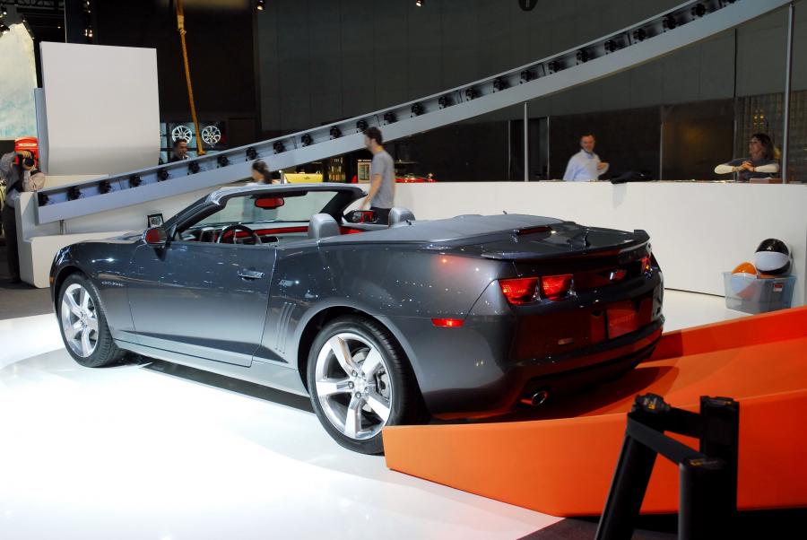  Chevrolet Camaro Convertible 2011 года  (фото 71 из 82)
